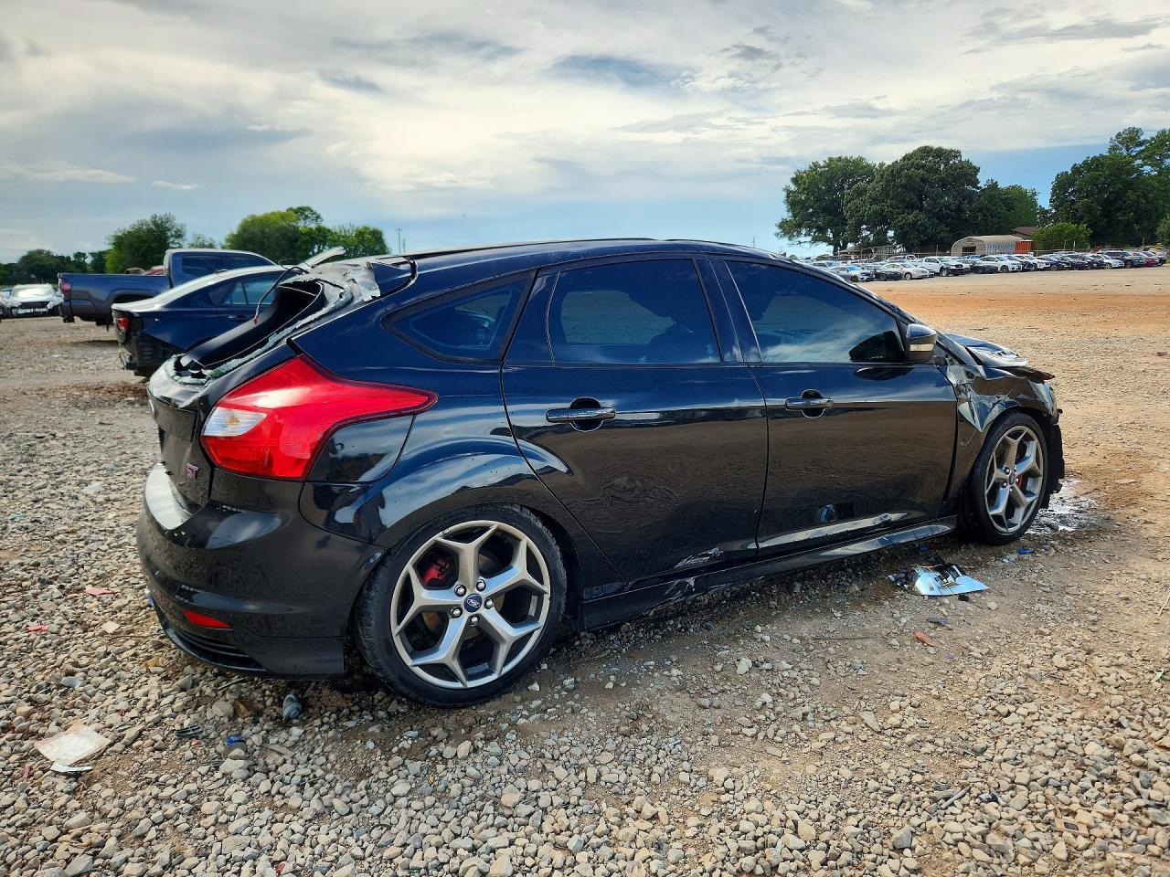2014 Ford Focus St - Фото 3