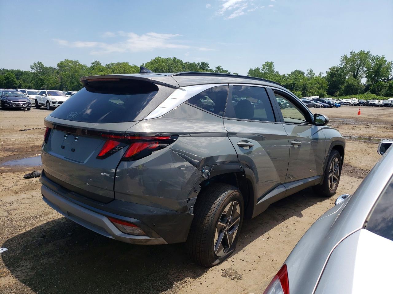 2026 Hyundai Tucson Sel - Image 3