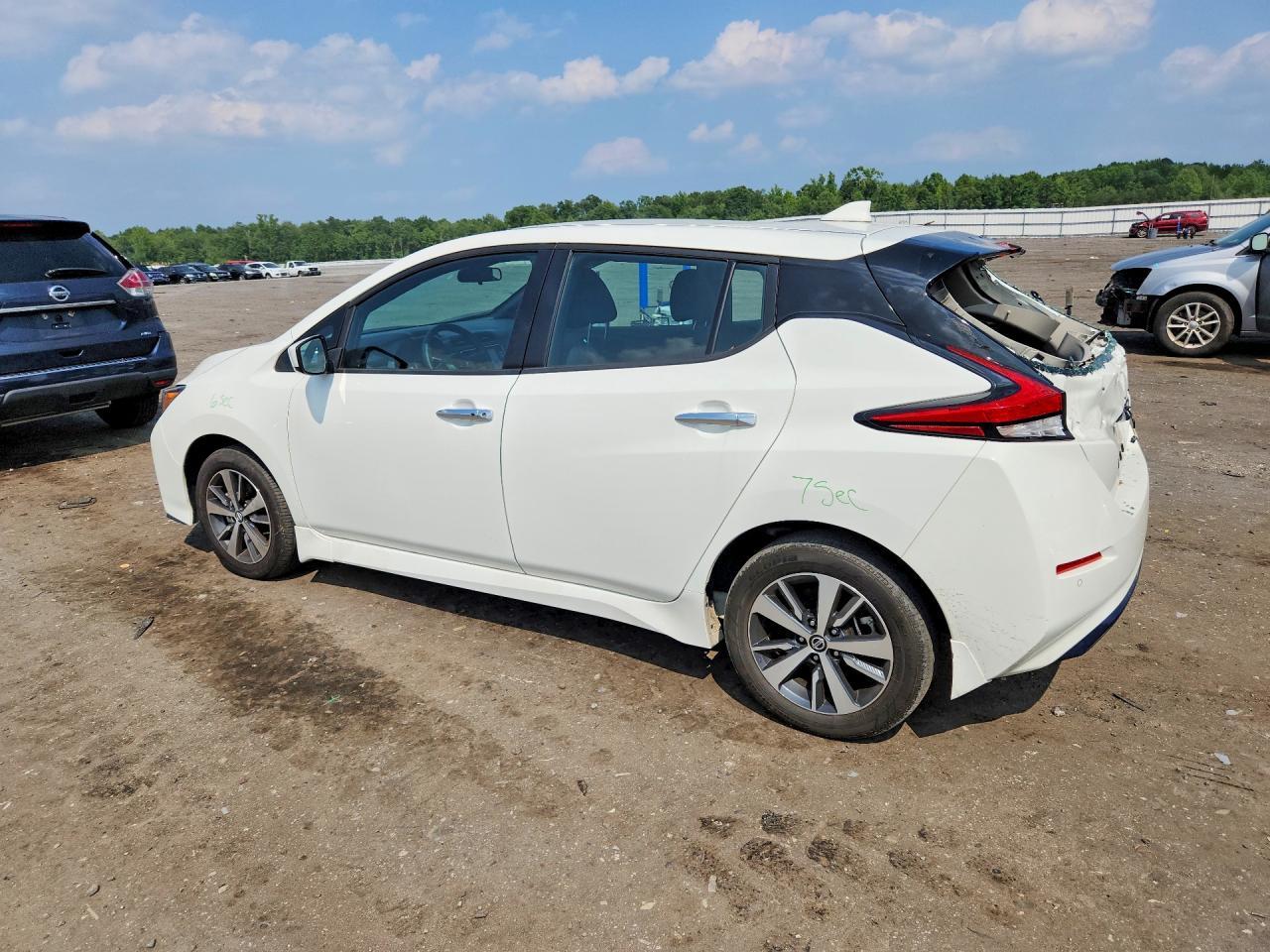 2022 Nissan Leaf S Plus - Фото 2