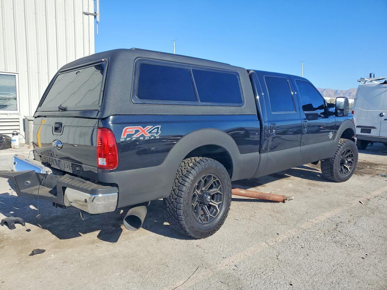 2014 Ford F250 Super Duty - Image 3
