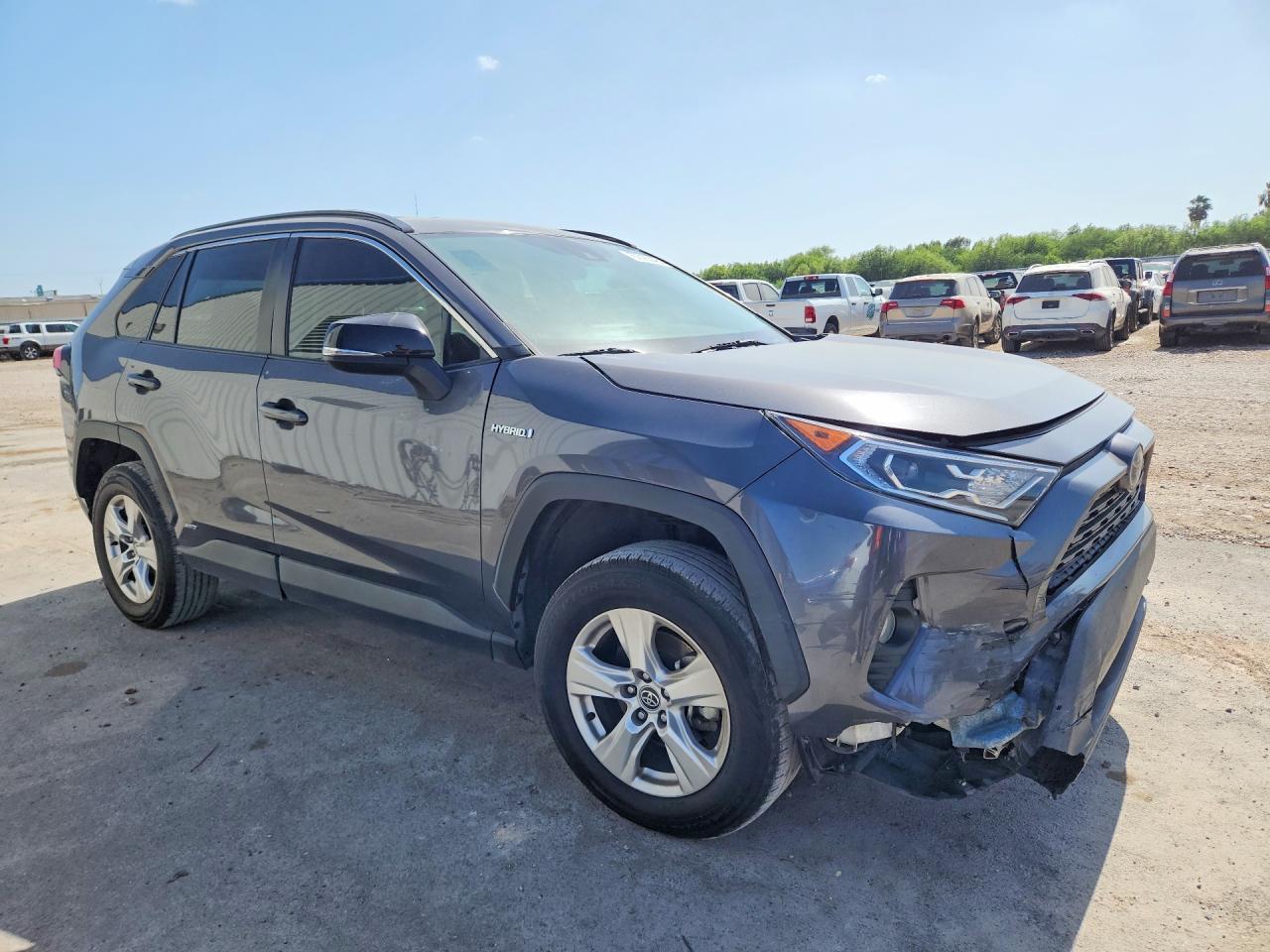 2021 Toyota Rav4 Xle - Фото 4