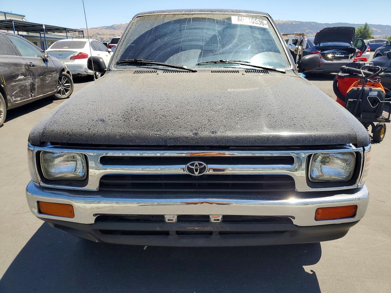 1992 Toyota Pickup Deluxe - Фото 5