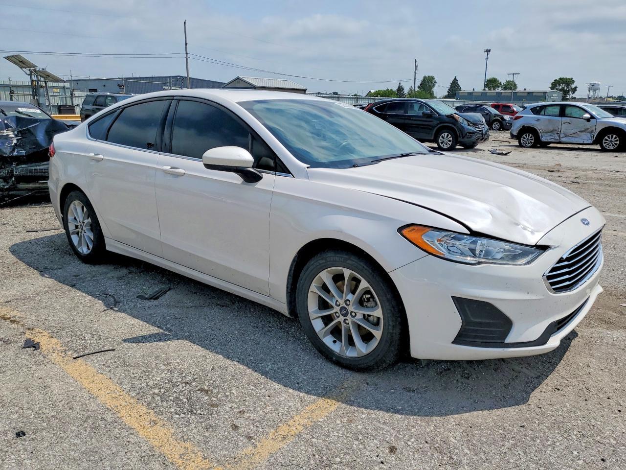 2019 Ford Fusion Se - Фото 4