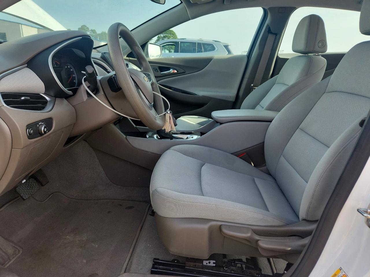2023 Chevrolet Malibu - Фото 7