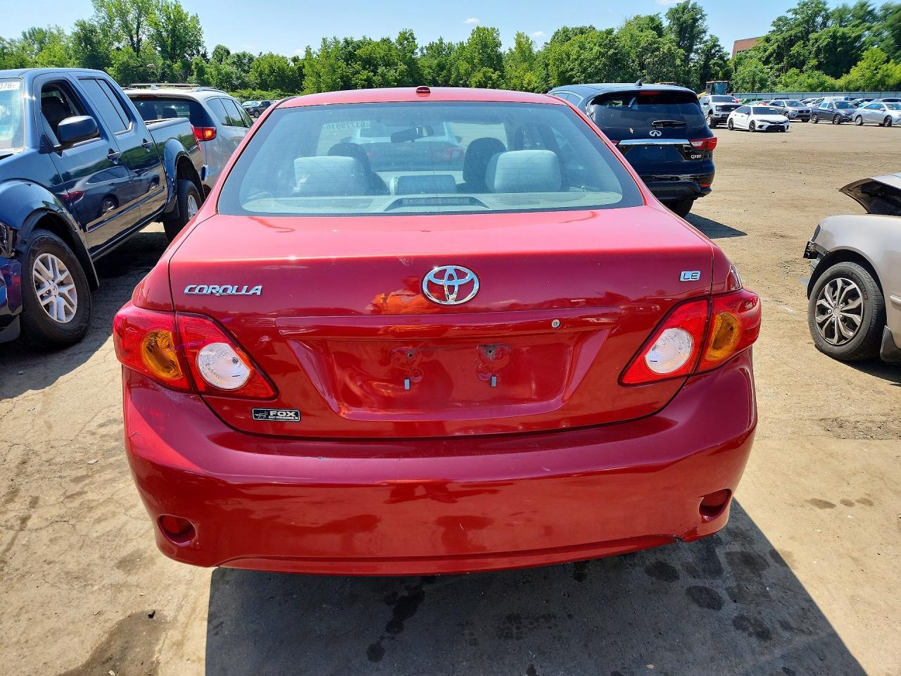 2010 Toyota Corolla Le - Фото 6