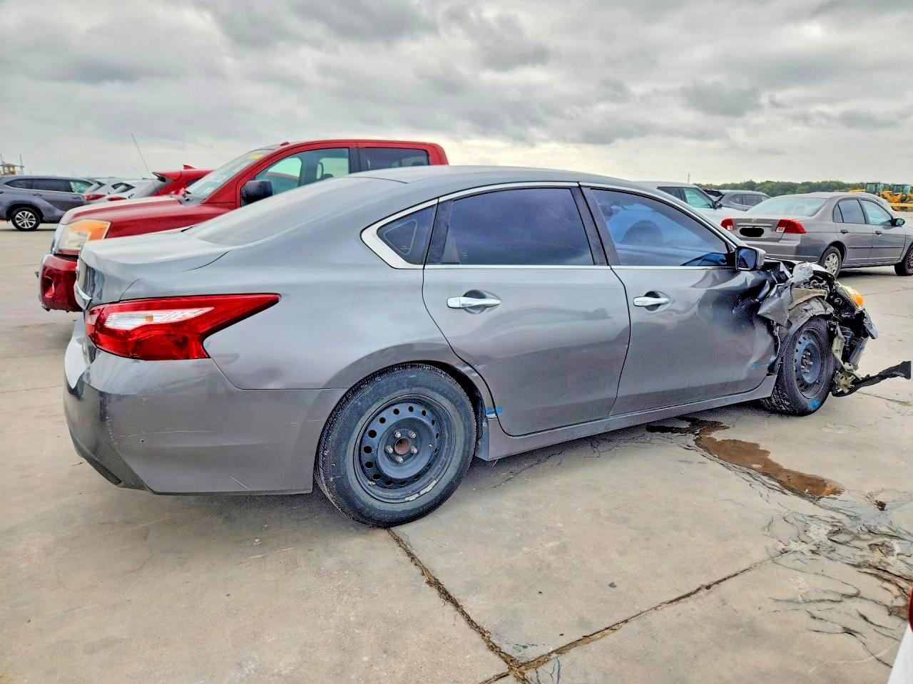 2016 Nissan Altima 2.5 S - Image 3