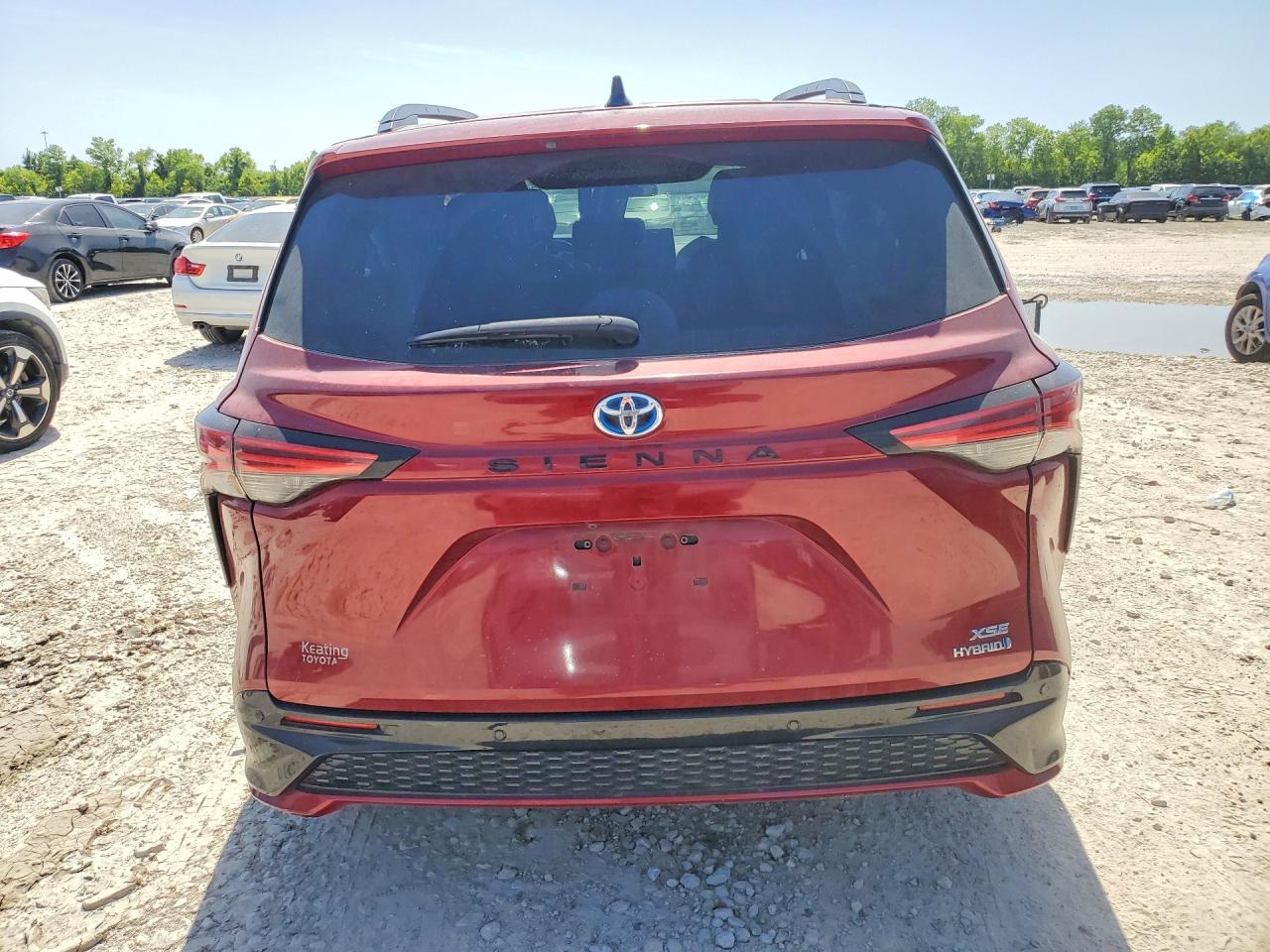 2022 Toyota Sienna Xse - Фото 6