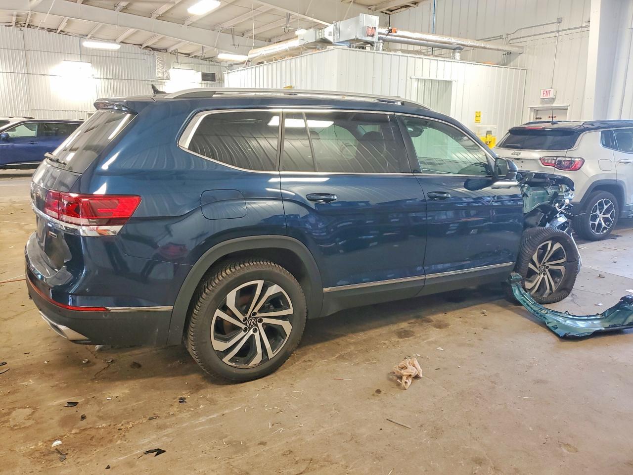 2021 Volkswagen Atlas Sel Premium - Фото 3