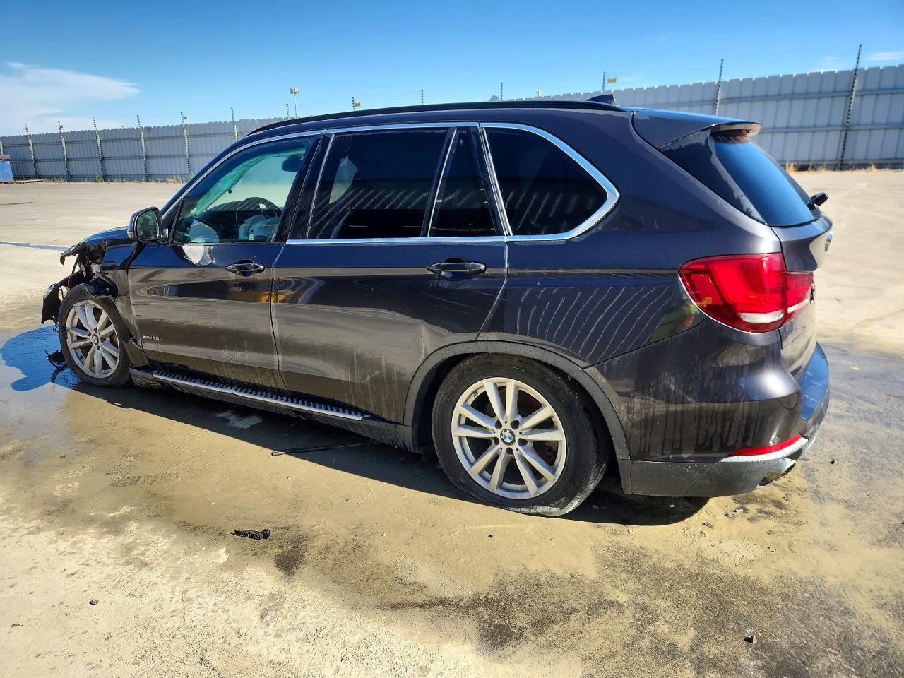 2015 BMW X5 xDrive35I - Image 2