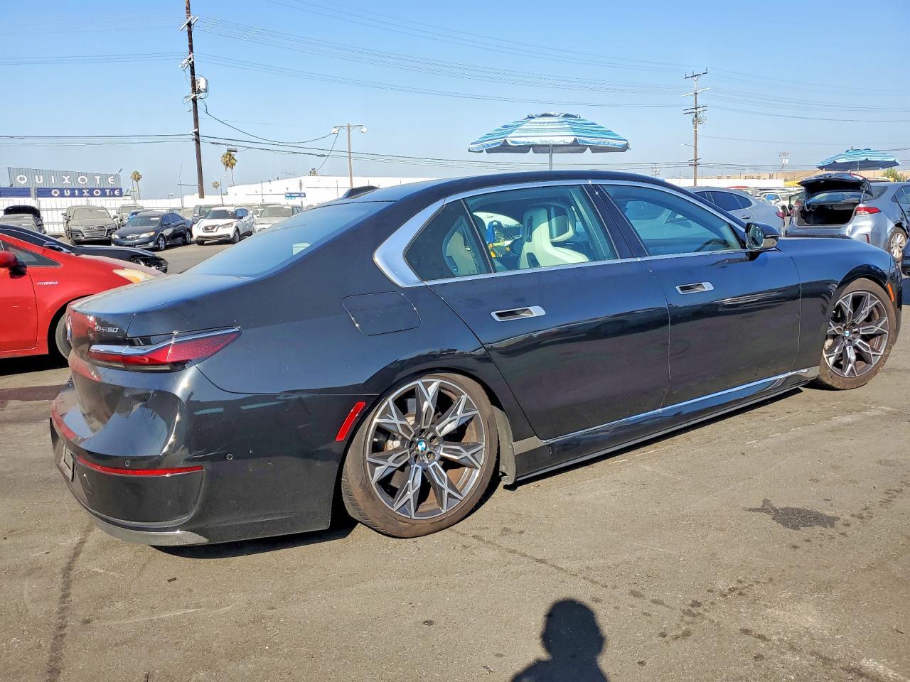 2024 BMW I7 Edrive50 - Image 3