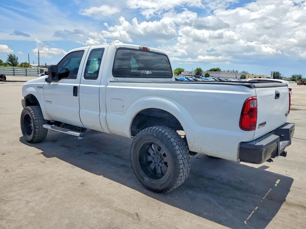 2005 Ford F250 Super Duty - Фото 2