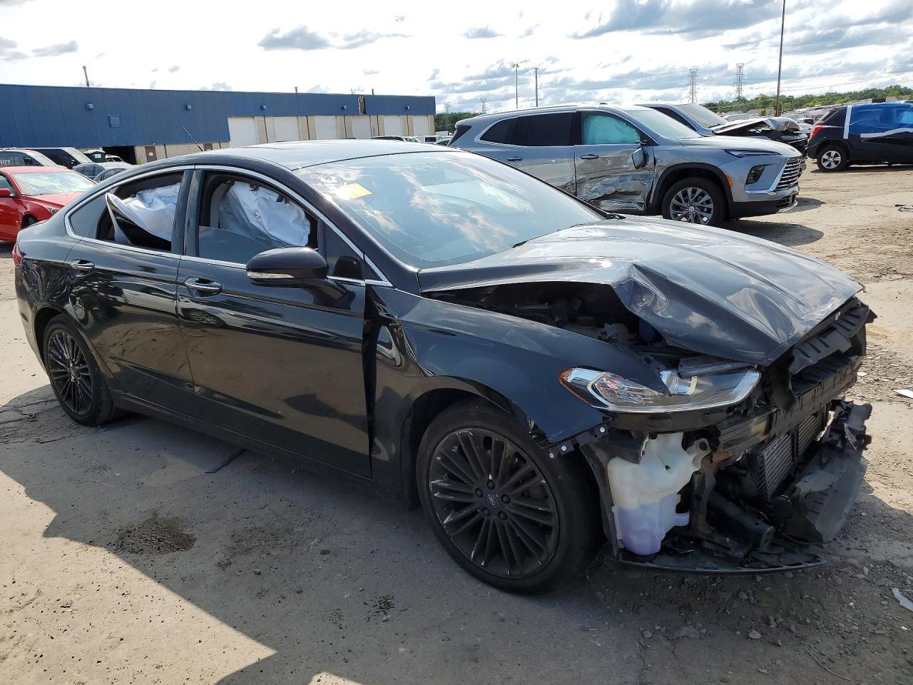 2016 Ford Fusion Titanium - Фото 4