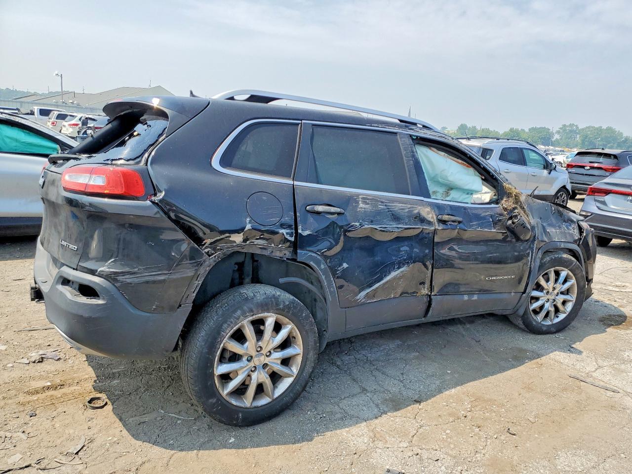 2016 Jeep Cherokee Limited - Image 3