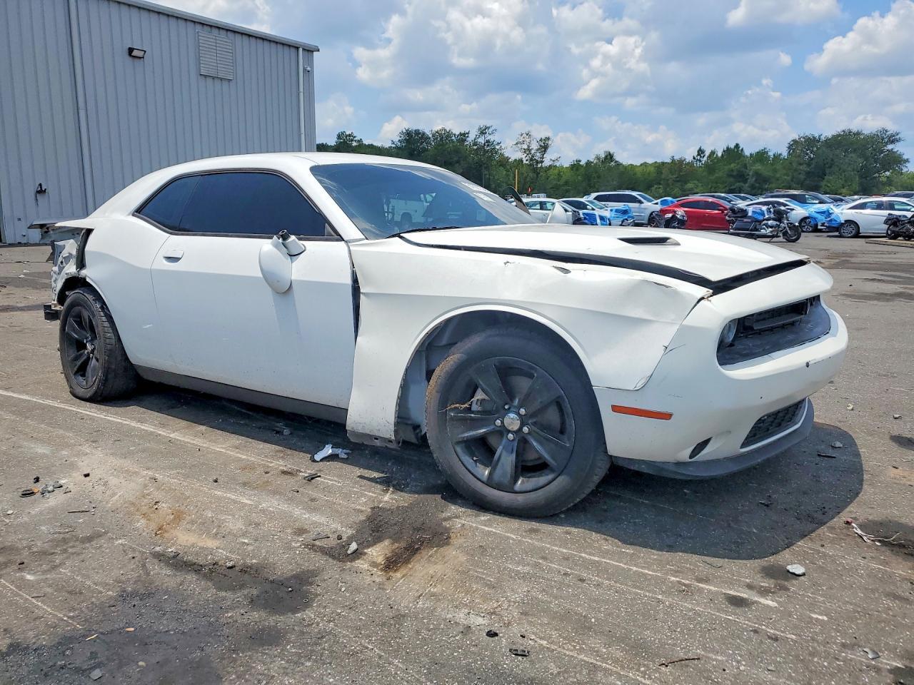 2021 Dodge Challenger Sxt - Фото 4