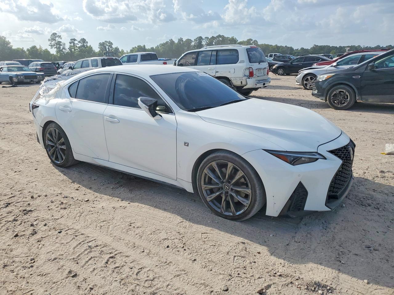 2021 Lexus Is 350 F Sport - Image 4
