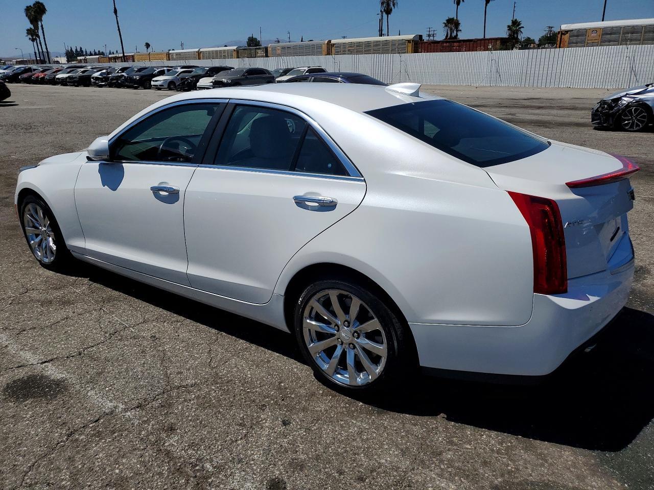 2017 Cadillac Ats Luxury - Фото 2