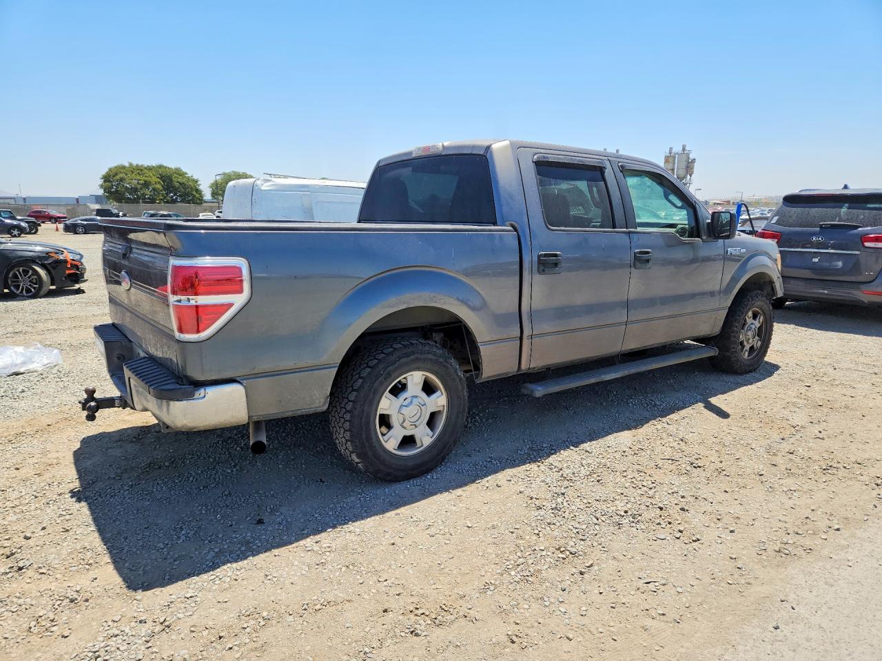 2010 Ford F150 Supercrew - Image 3