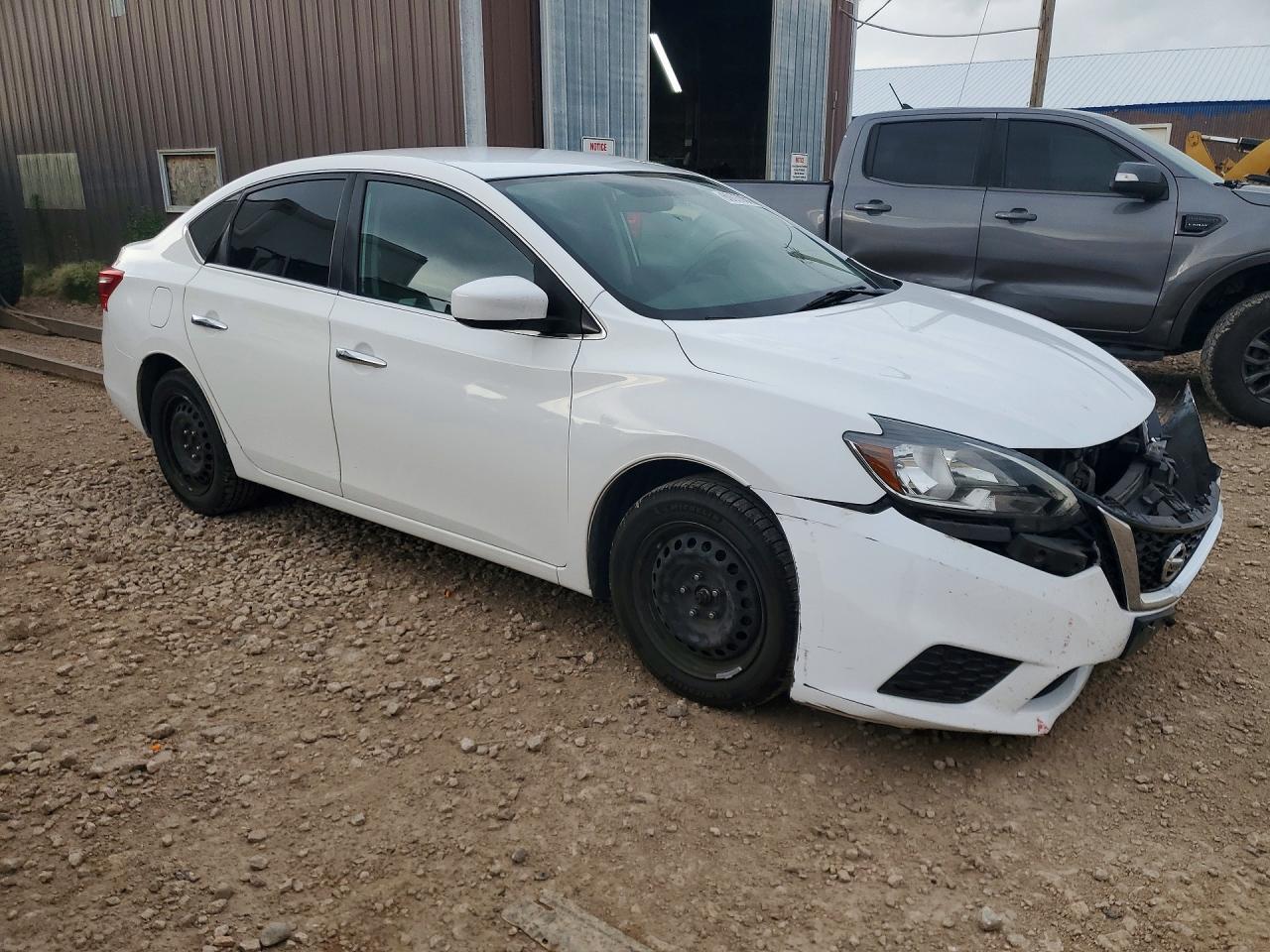 2019 Nissan Sentra S - Фото 4