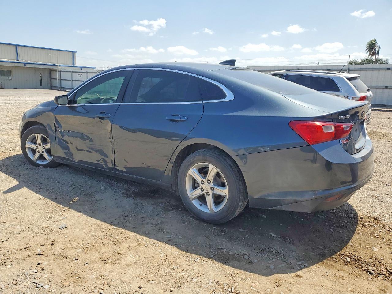2019 Chevrolet Malibu Ls - Image 2