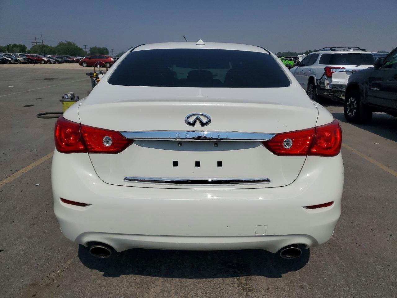 2017 Infiniti Q50 3.0T Premium - Фото 6