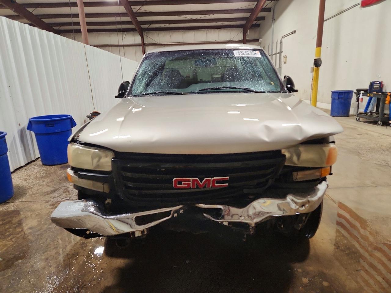 2003 GMC New Sierra K1500 - Фото 5