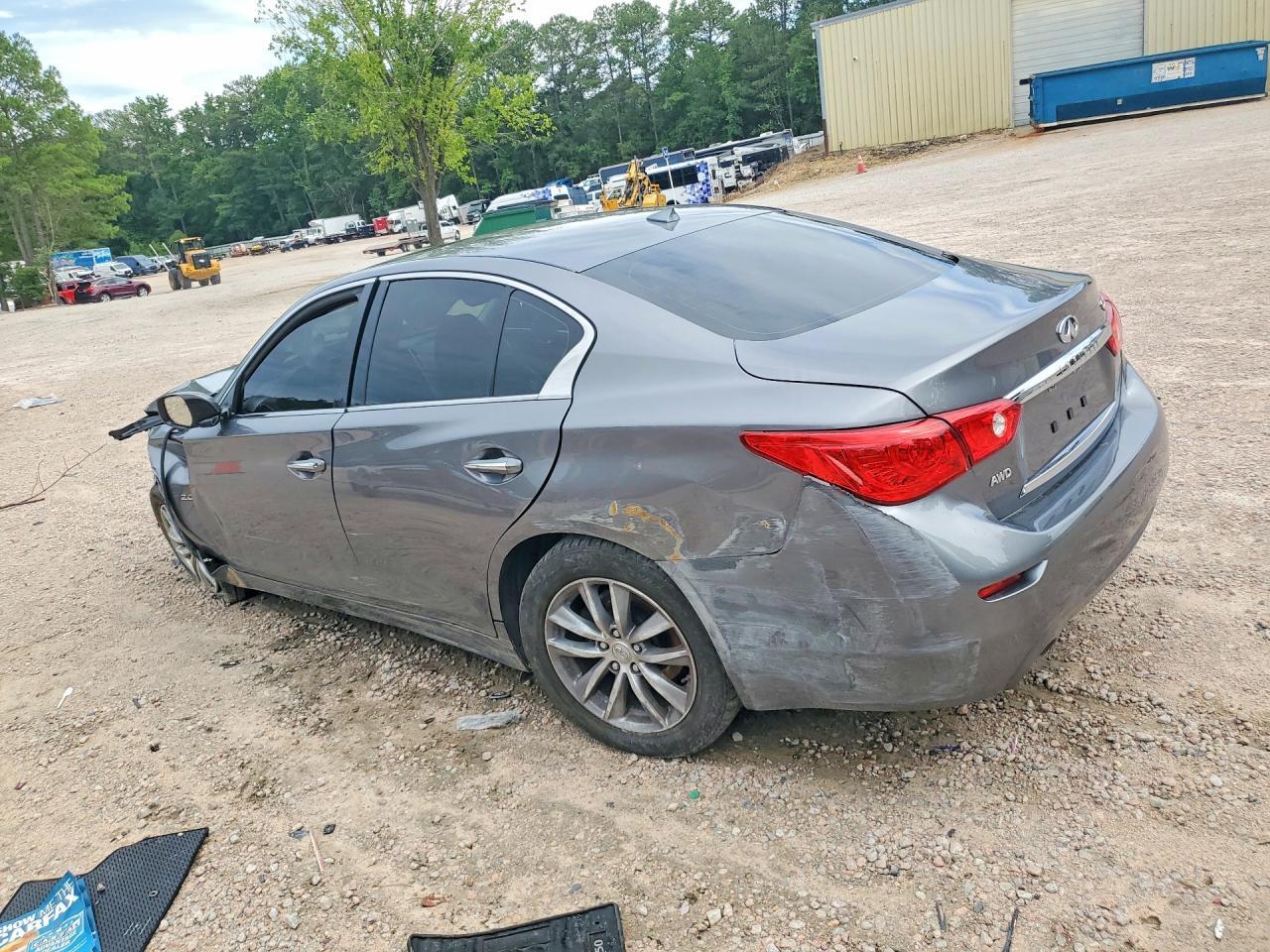2017 Infiniti Q50 2.0T Premium - Image 2