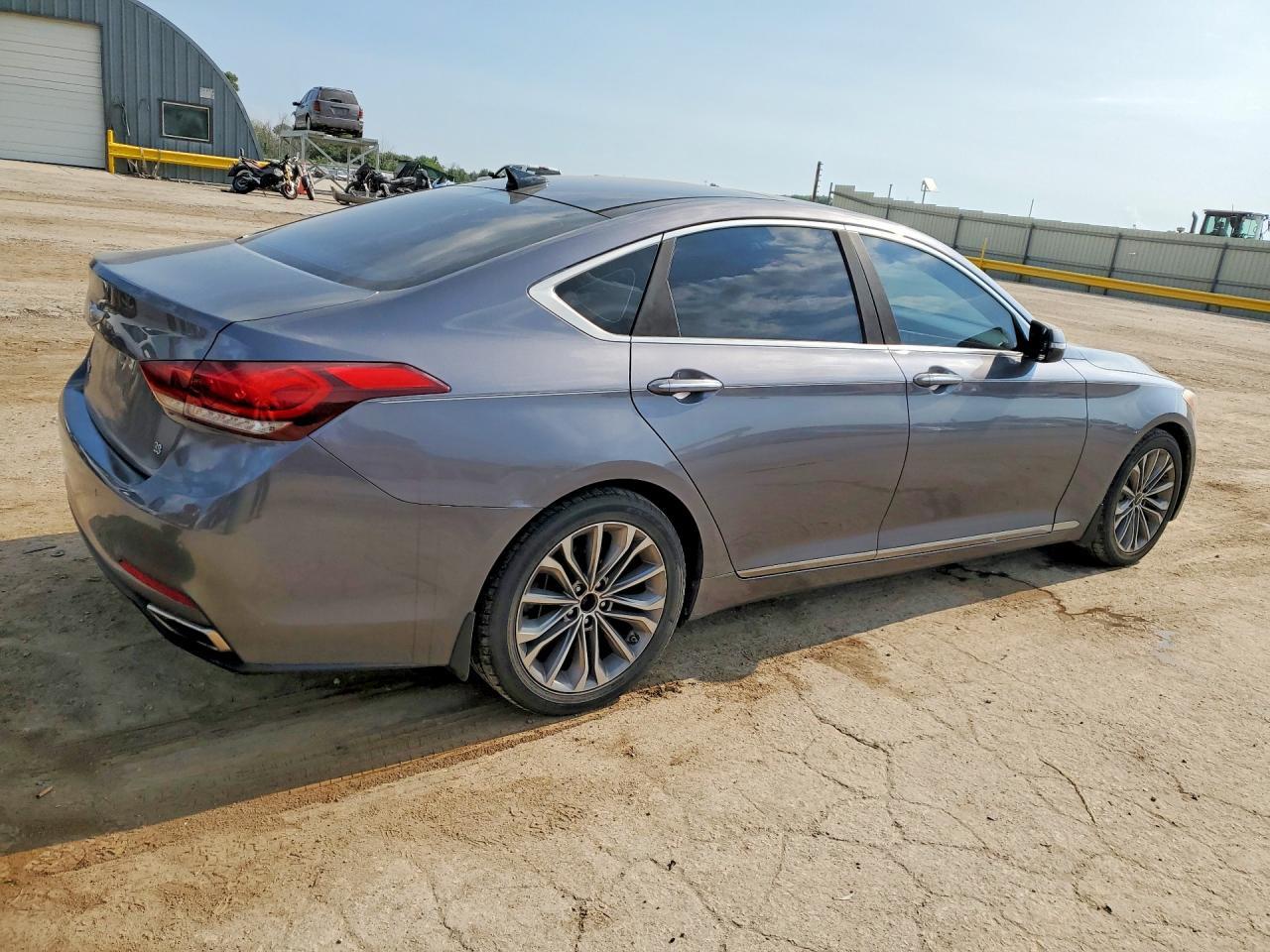 2016 Hyundai Genesis 3.8L - Image 3