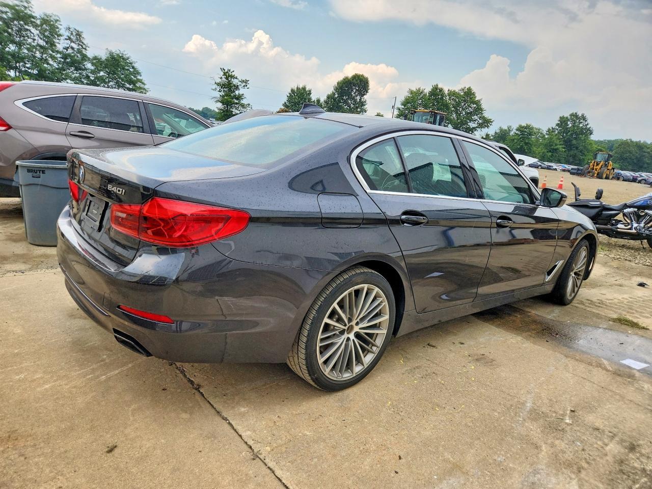 2020 BMW 540 Xi - Фото 3