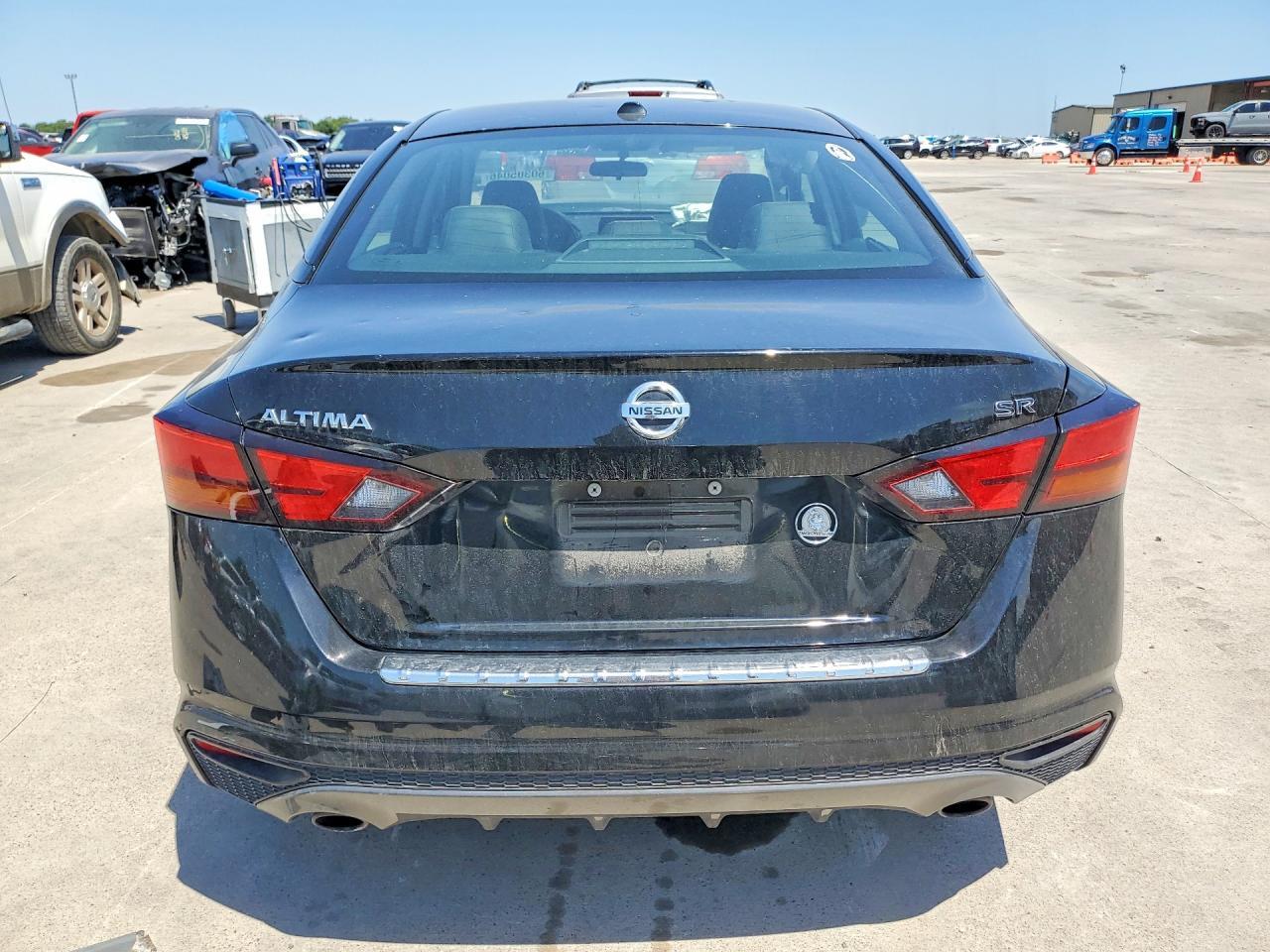 2019 Nissan Altima Sr - Фото 6