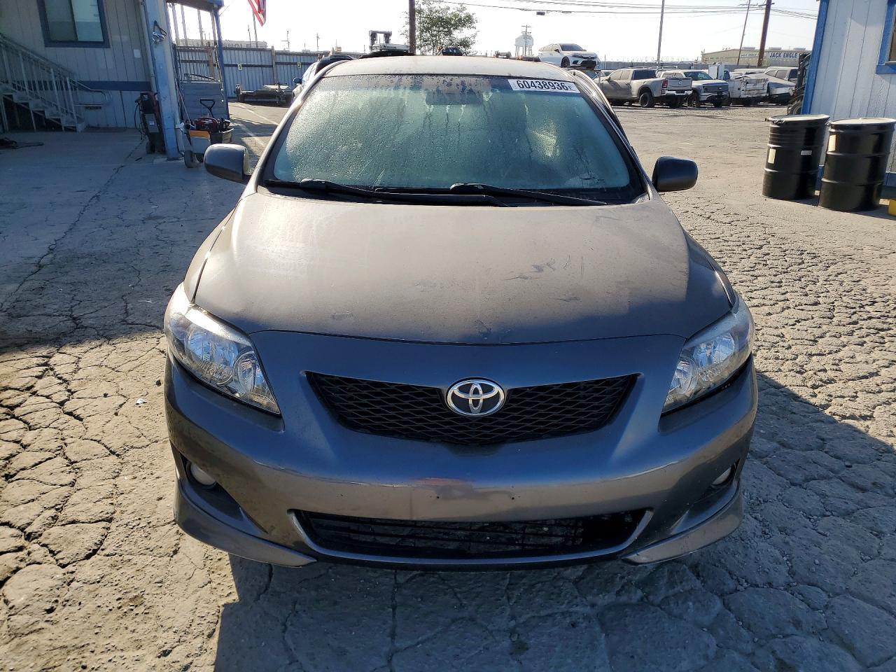 2010 Toyota Corolla S - Фото 5