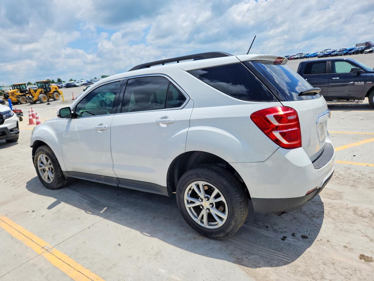 2016 Chevrolet Equinox Lt - Фото 2