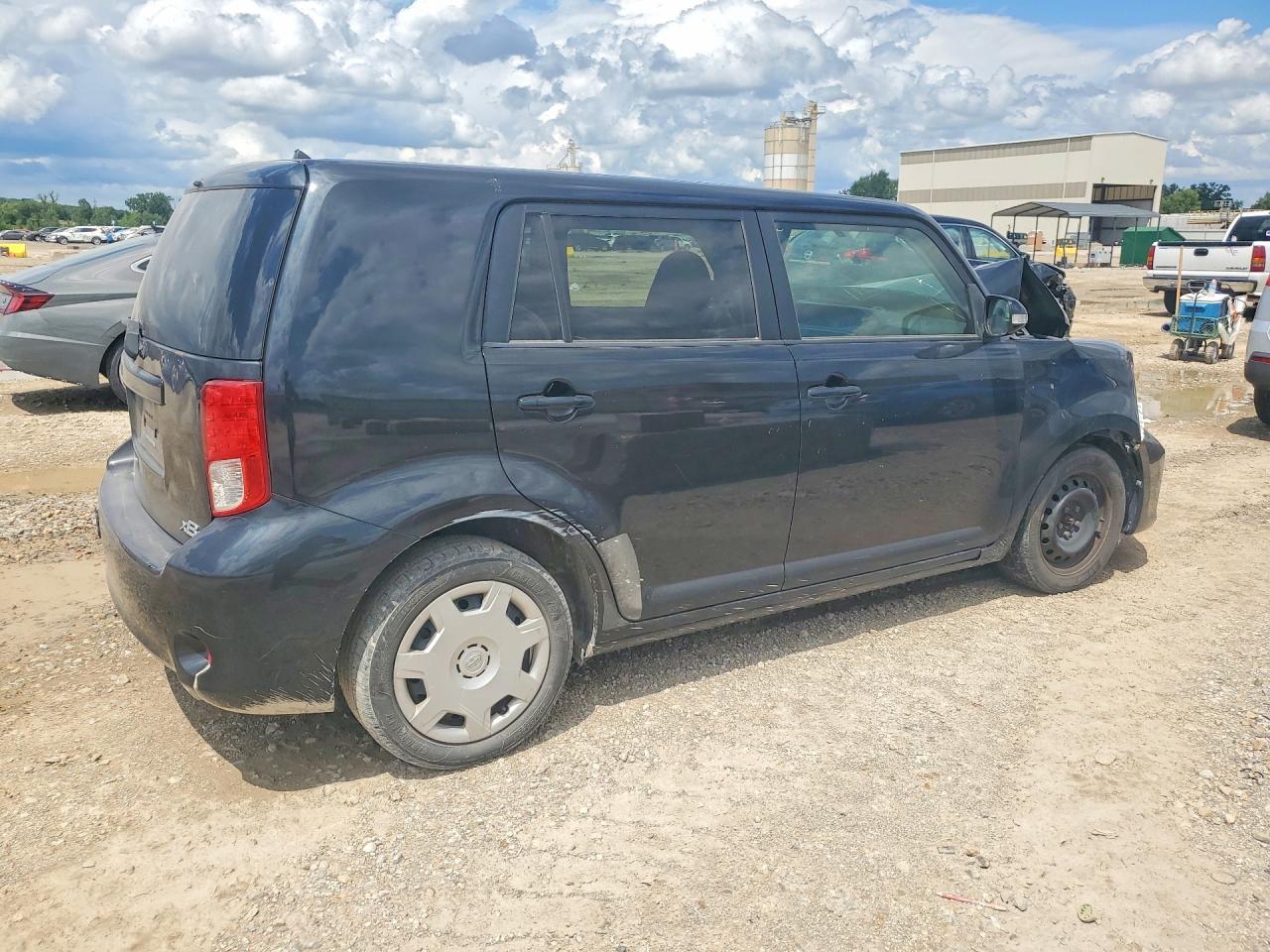 2012 Scion Xb Base - Фото 3