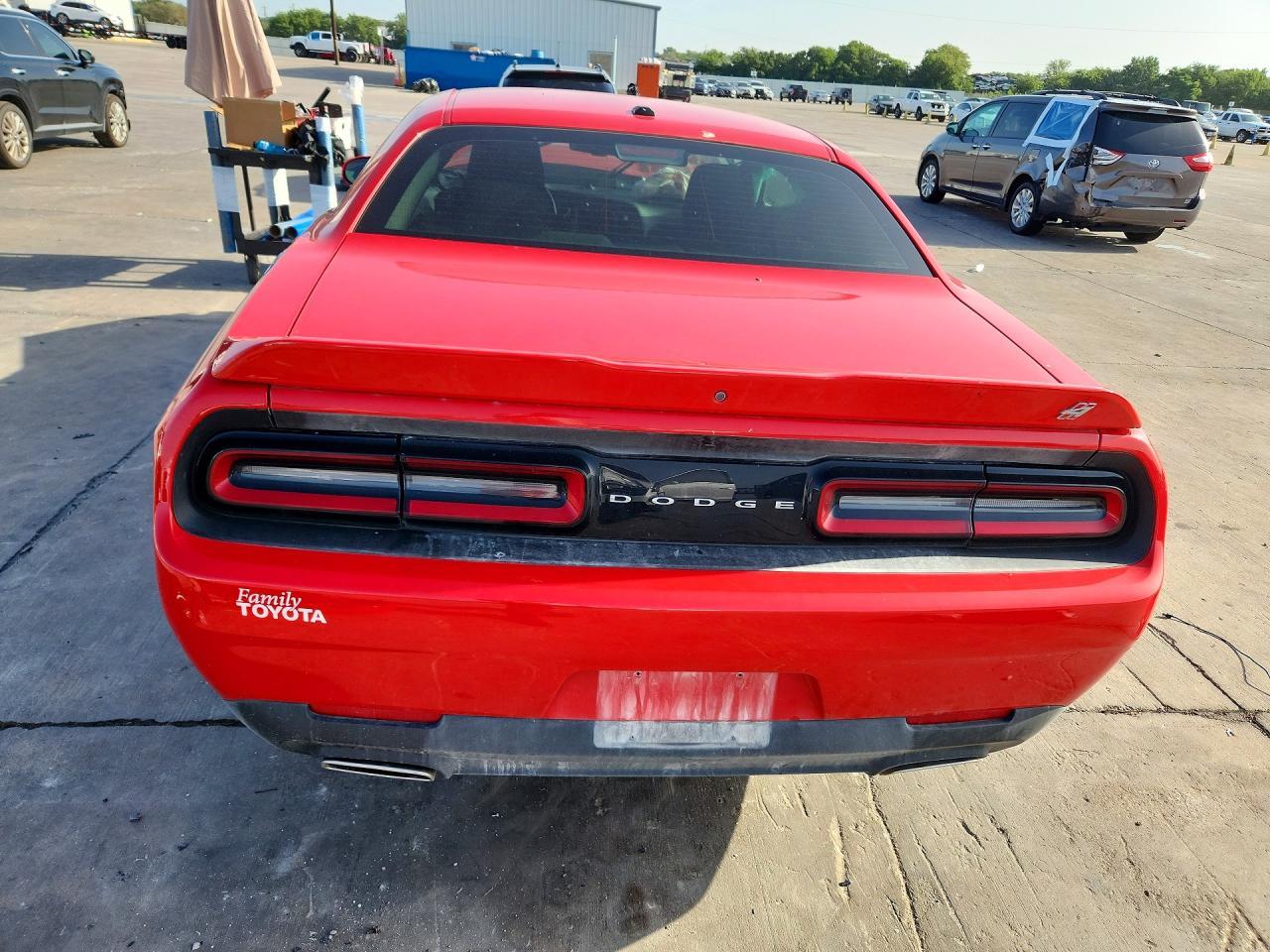 2023 Dodge Challenger Sxt - Image 6