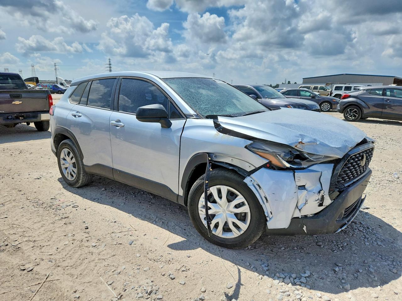 2023 Toyota Corolla Cross L - Фото 4