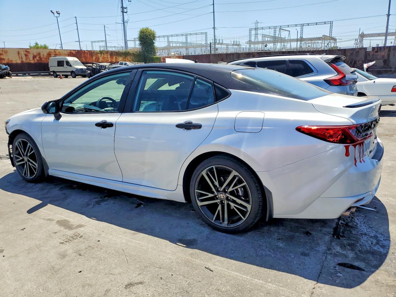 2025 Toyota Camry Xse - Фото 2