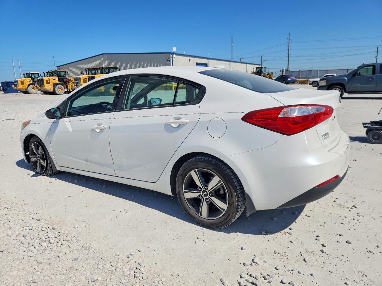 2015 Kia Forte Lx - Image 2