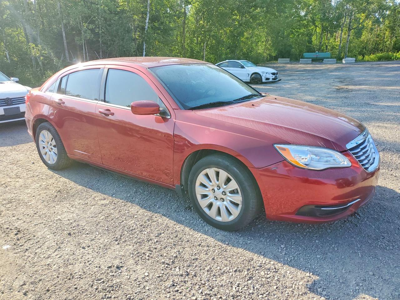 2013 Chrysler 200 Lx - Image 4
