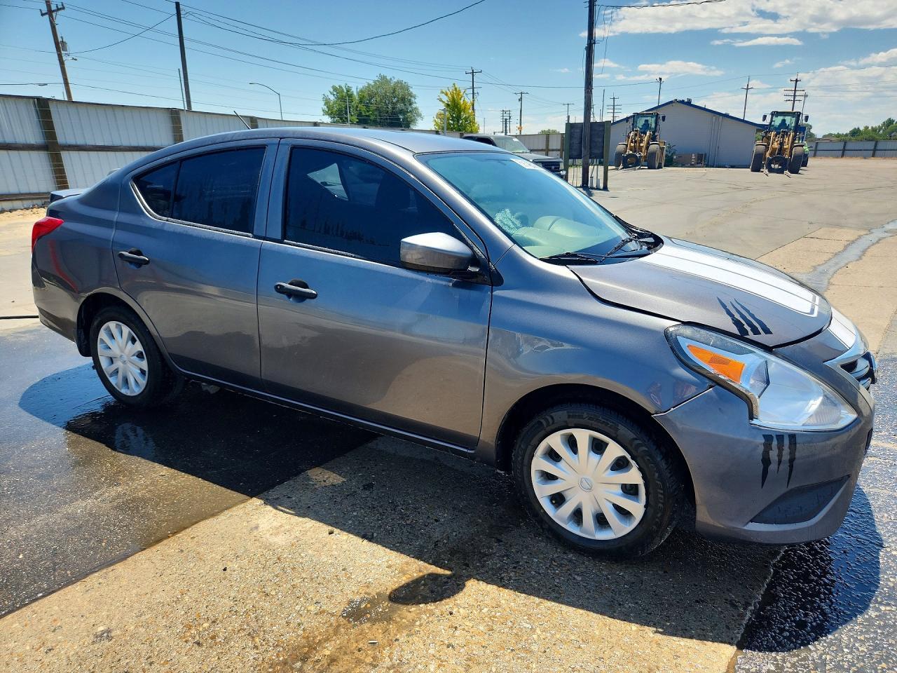 2019 Nissan Versa S Plus - Фото 4