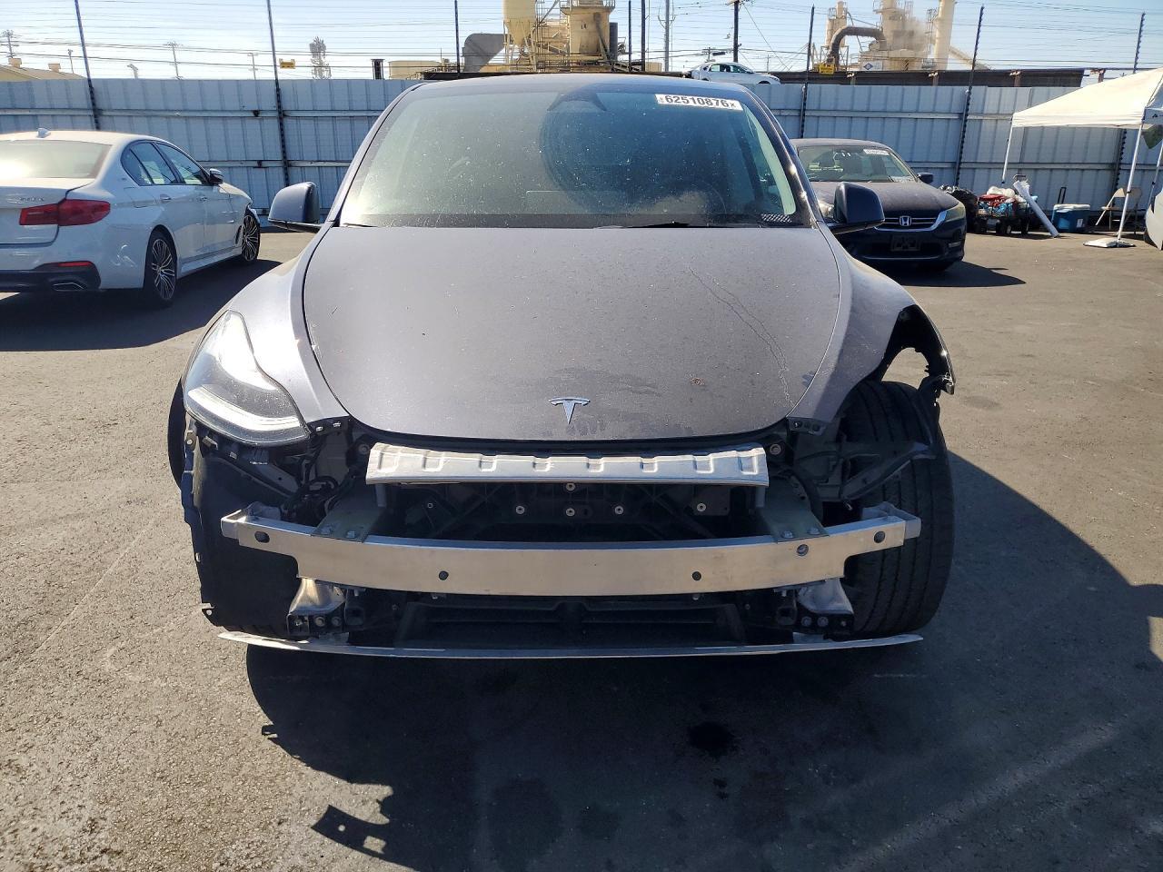 2023 Tesla Model Y - Image 5