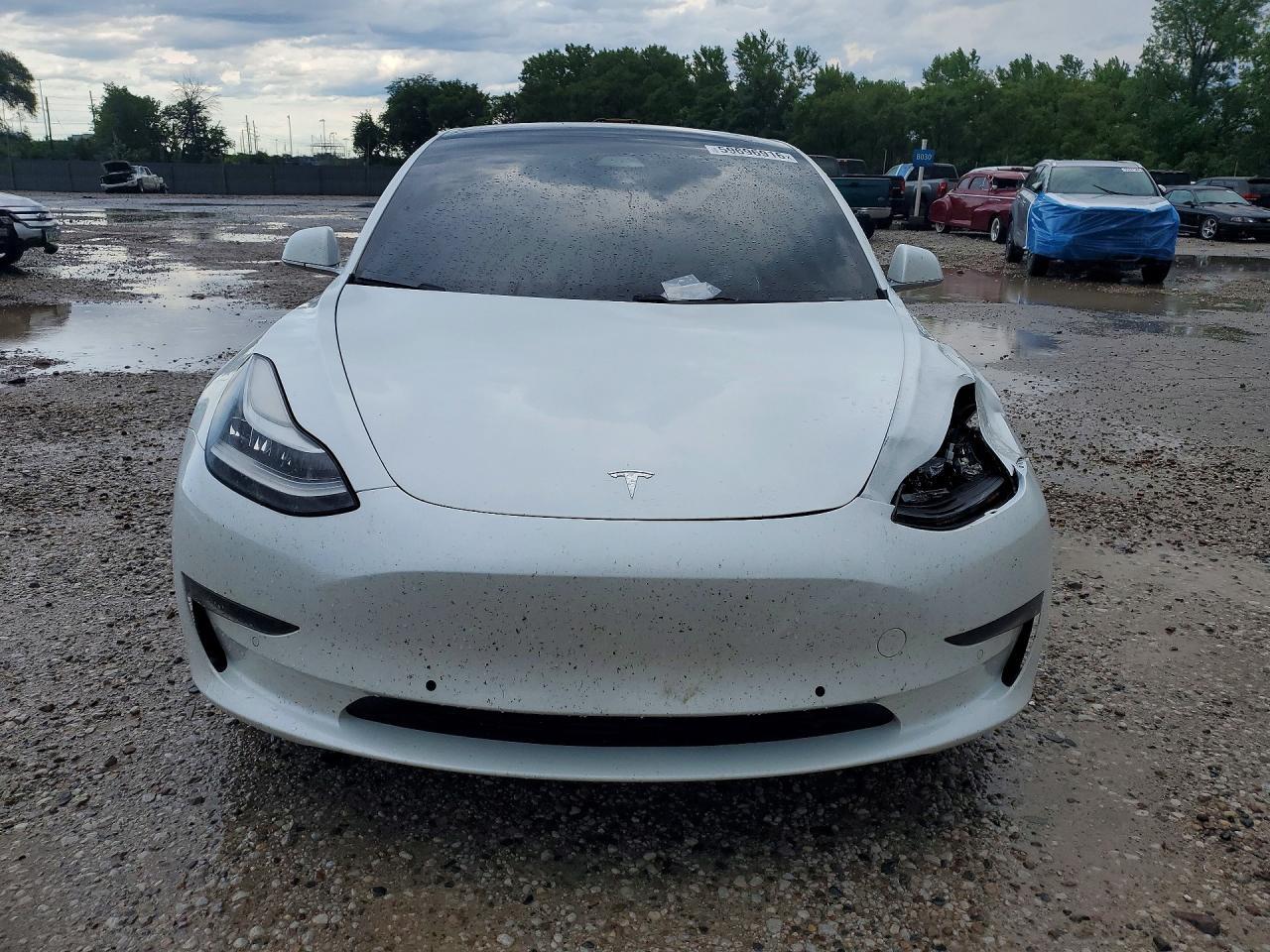 2019 Tesla Model 3 - Фото 5