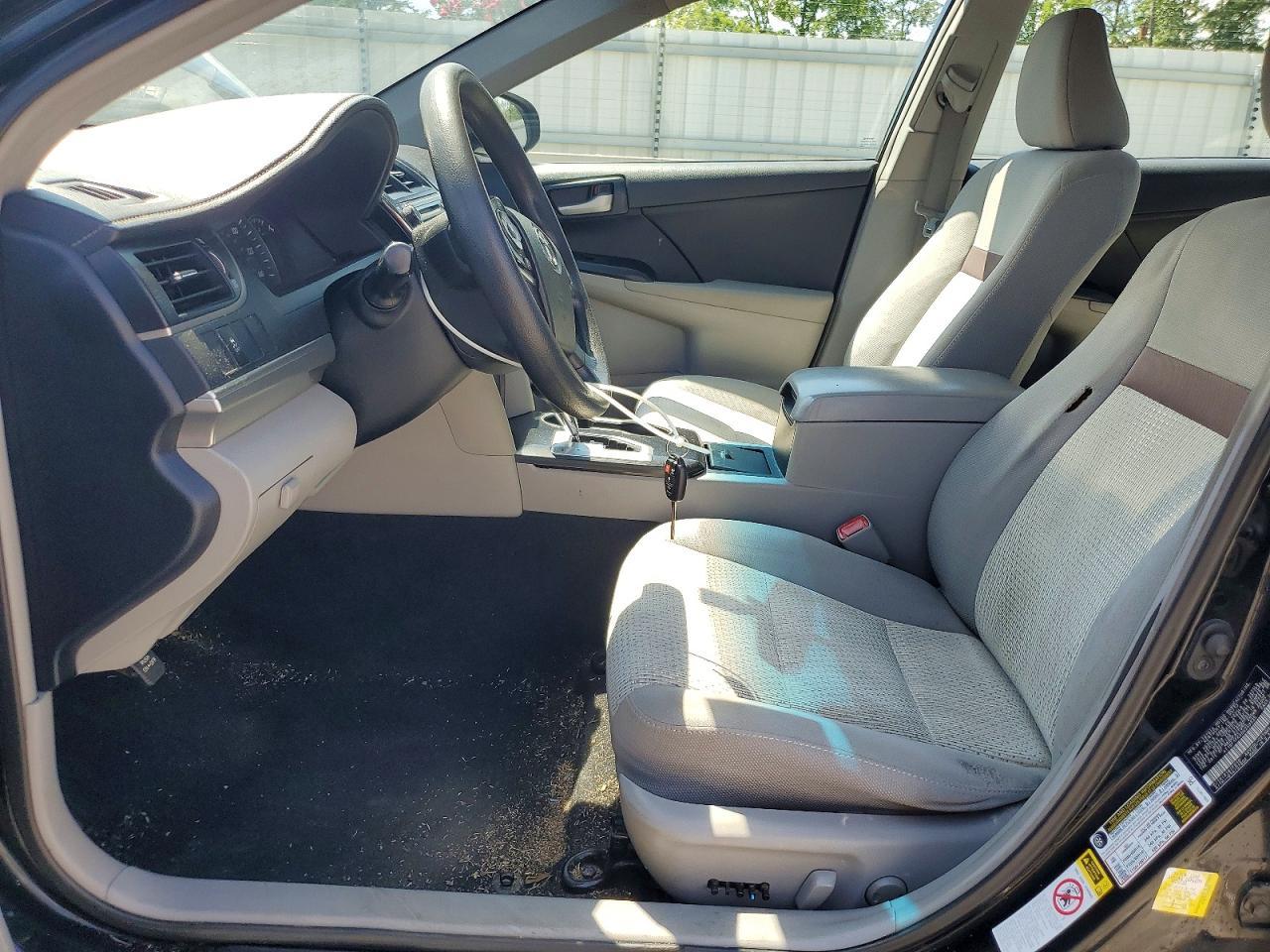 2013 Toyota Camry Le - Фото 7