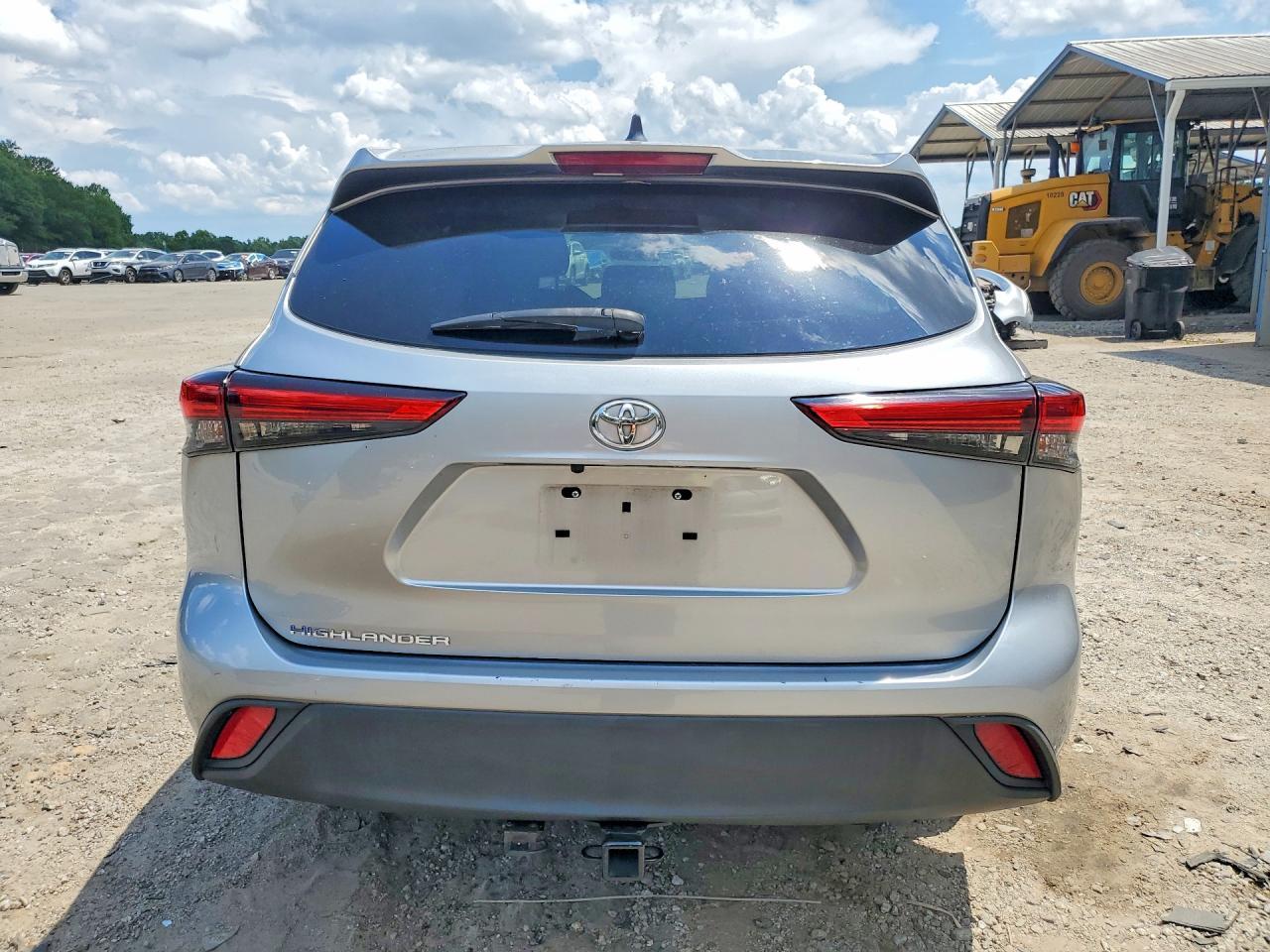 2022 Toyota Highlander L - Фото 6