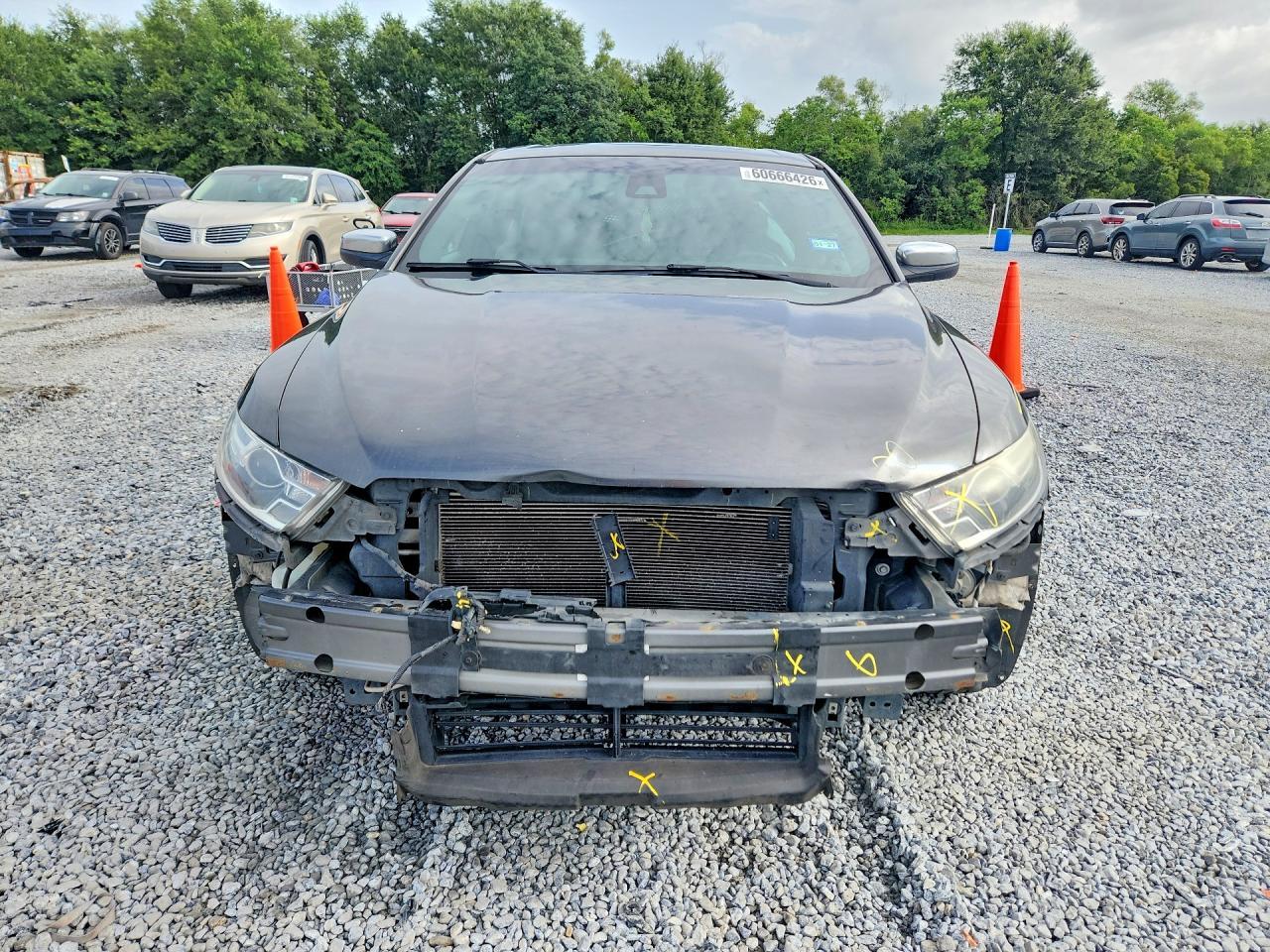 2017 Ford Taurus Limited - Image 5