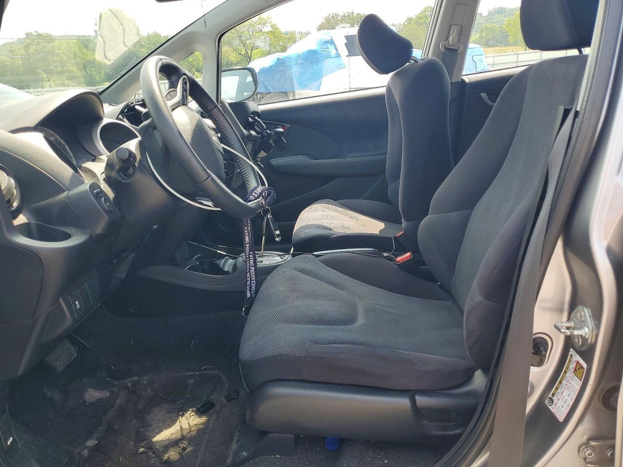 2010 Honda Fit Sport - Image 7