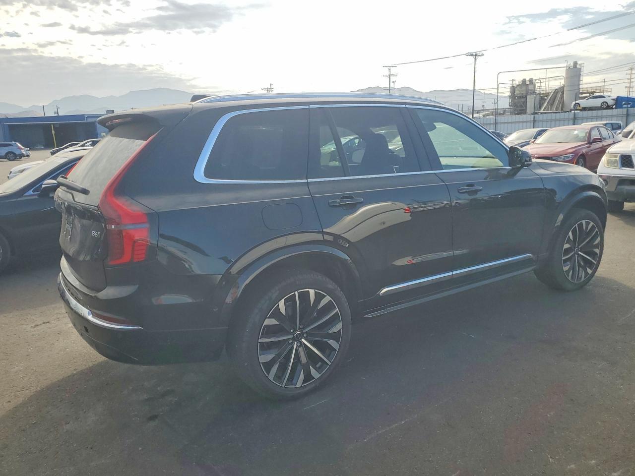 2026 Volvo Xc90 Plus - Image 3