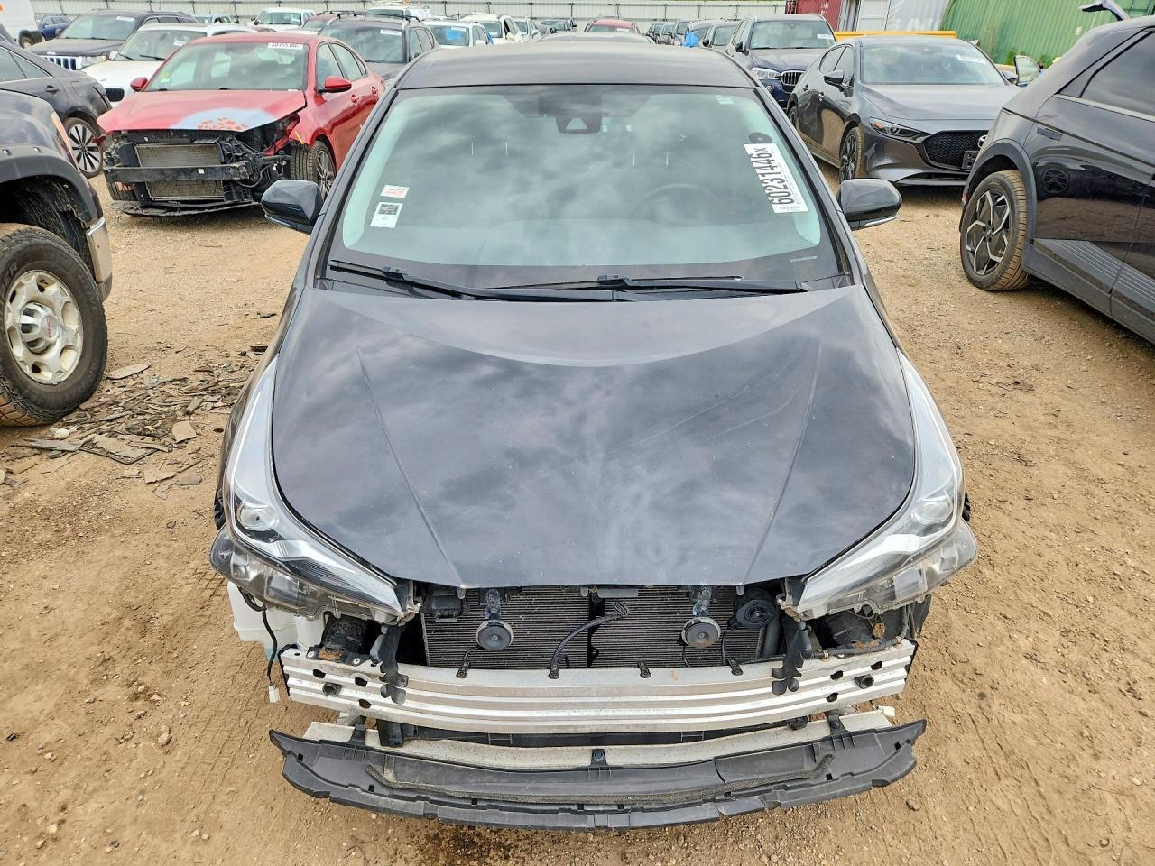 2021 Toyota Prius Xle Awd-E - Image 5