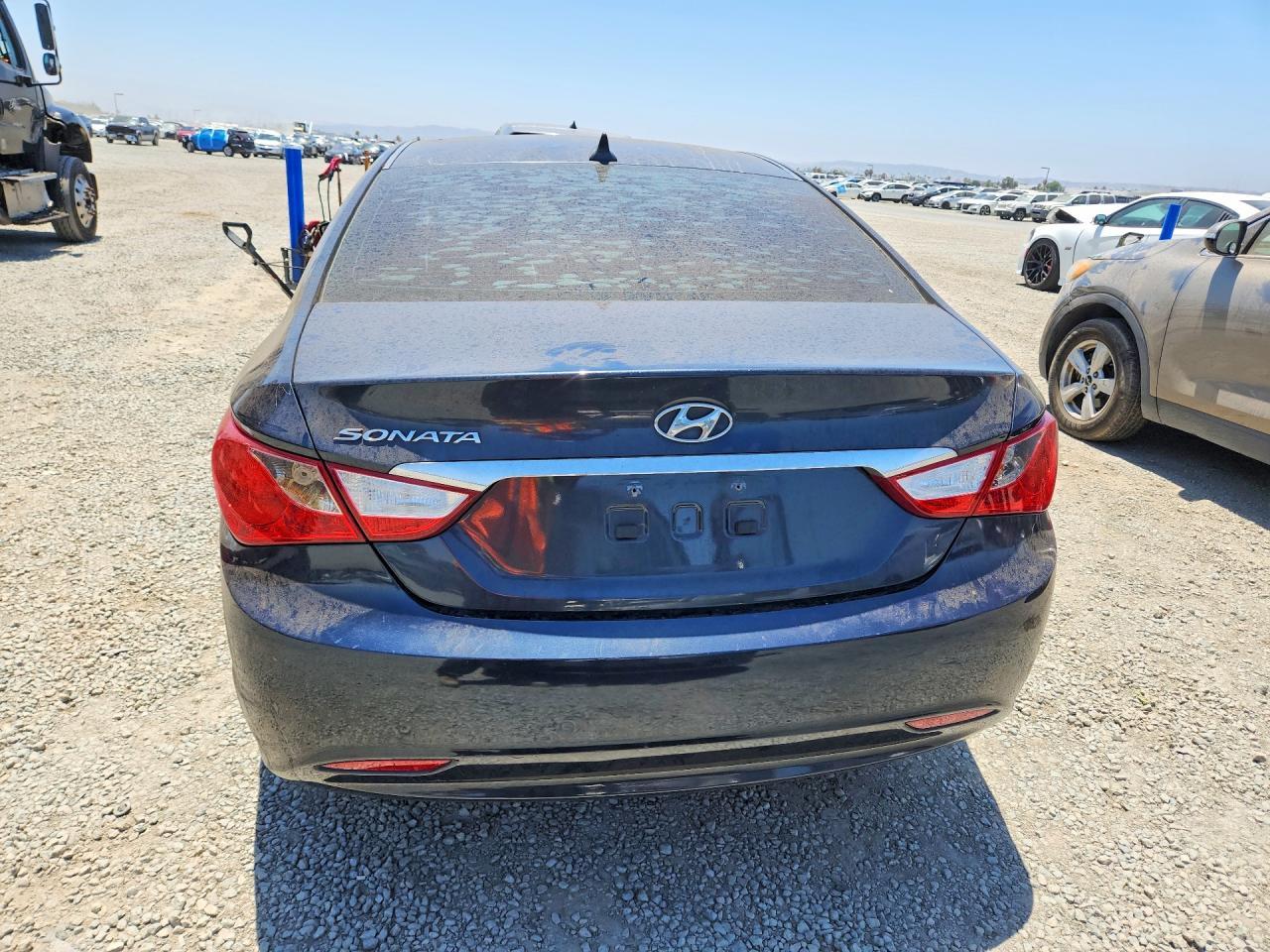 2011 Hyundai Sonata Gls - Image 6