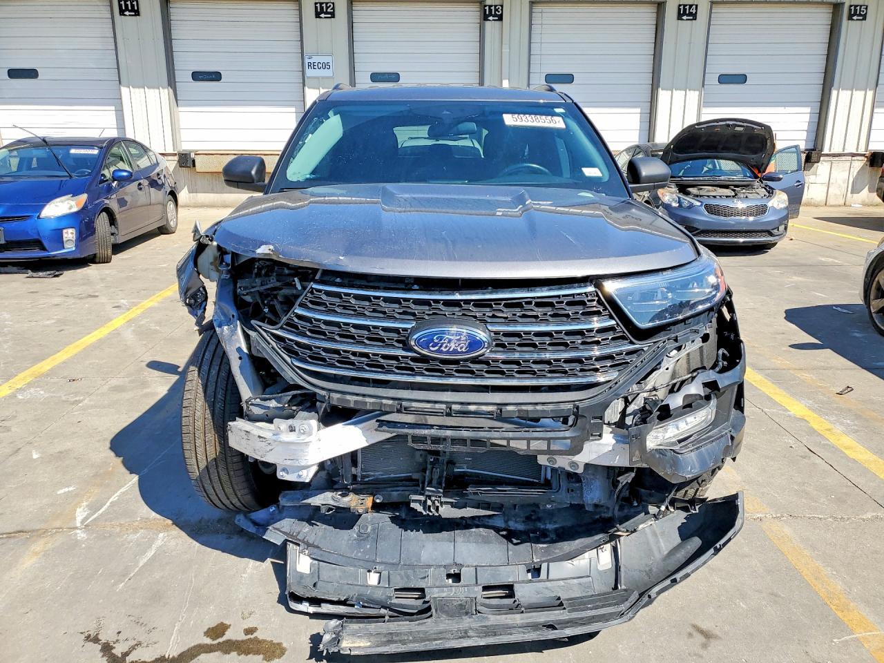 2022 Ford Explorer - Фото 5