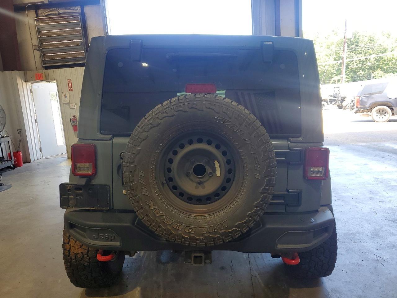 2013 Jeep Wrangler Unlimited Rubicon - Фото 6