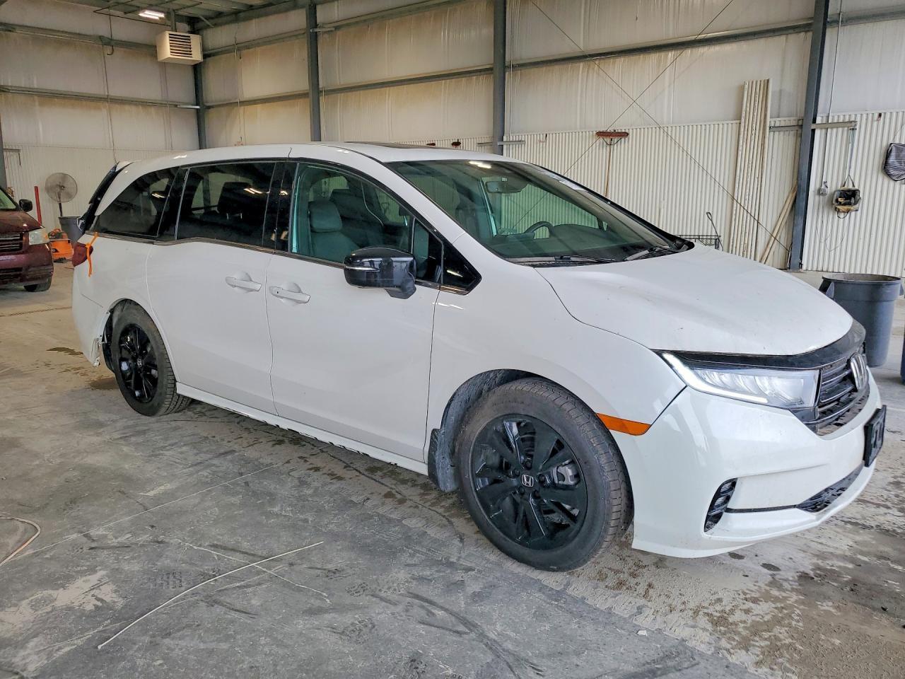 2024 Honda Odyssey Sport - Фото 4